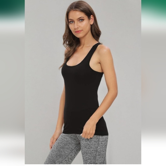 Star Vibe Women's Racerback Tank Top 4-Pack - Black, White, Gray NEW IN PACKAGE - Picture 5 of 5